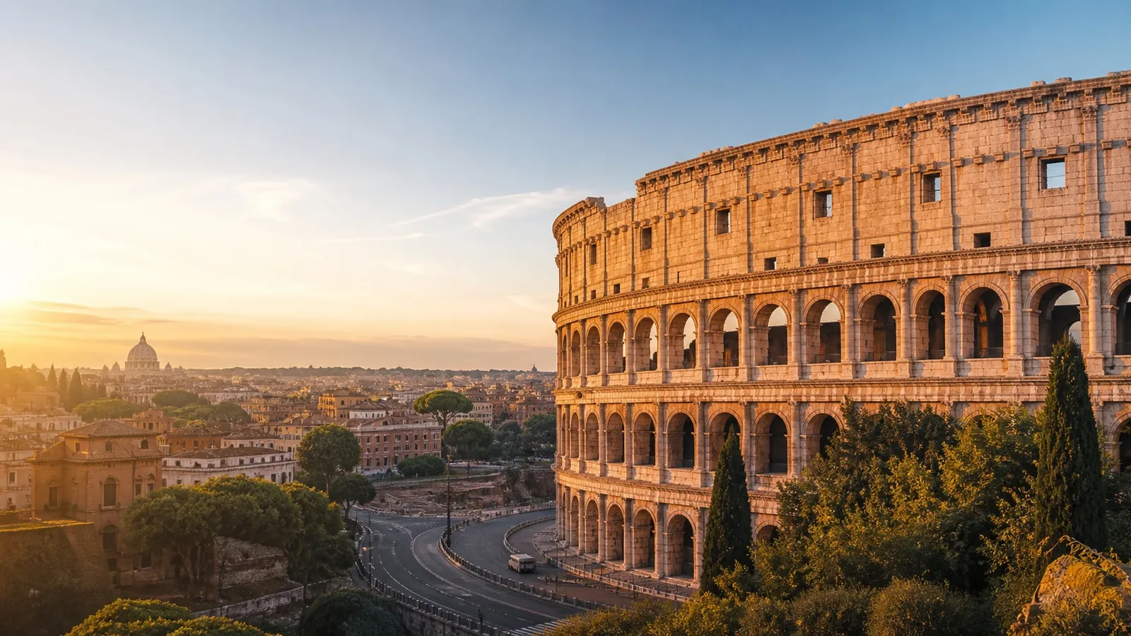 Coliseu e paisagem urbana de Roma ao pôr do sol